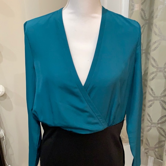 VENUS illusion Dress. - Picture 2 of 6